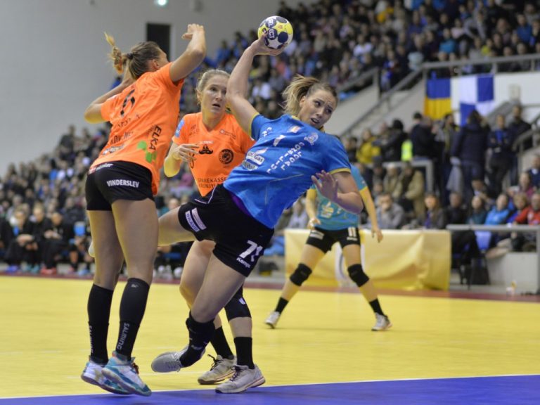 SCM Craiova, învinsă în Rusia, în Cupa EHF