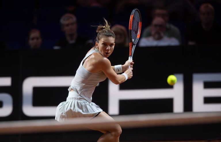 Simona Halep merge în sferturile de la Stuttgart