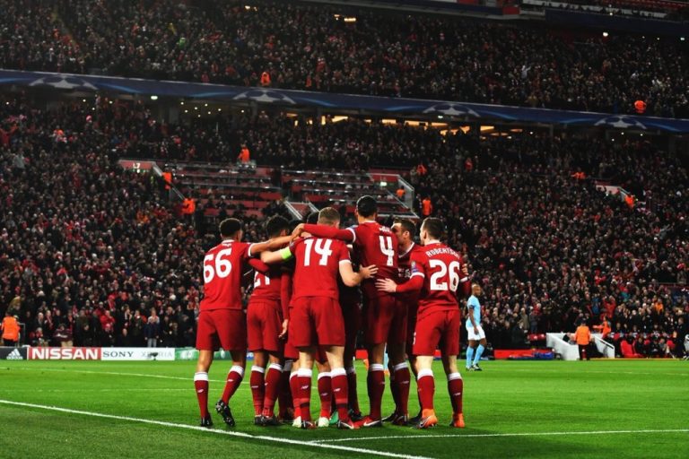 Demonstrație de clasă făcută de Liverpool în fața lui Manchester City