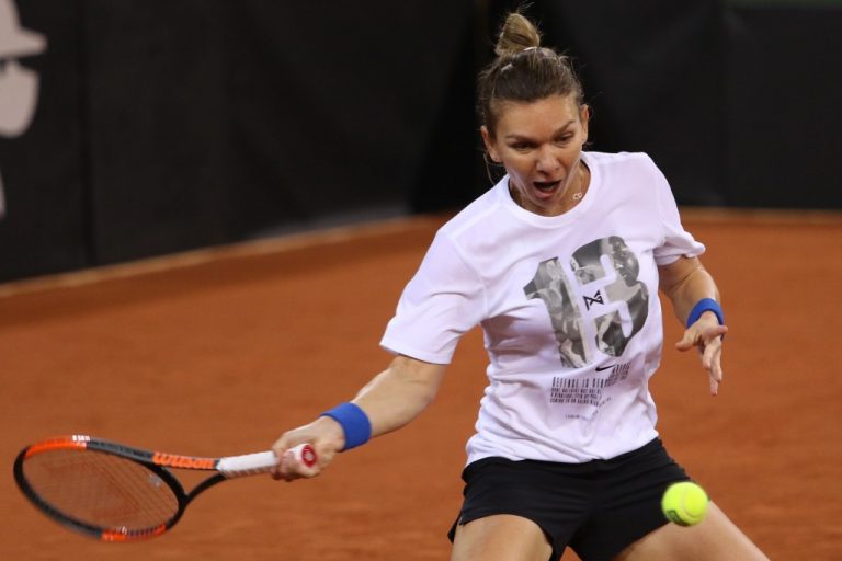 Simona Halep şi Viktorija Golubic deschid meciul România – Elveţia de la Cluj